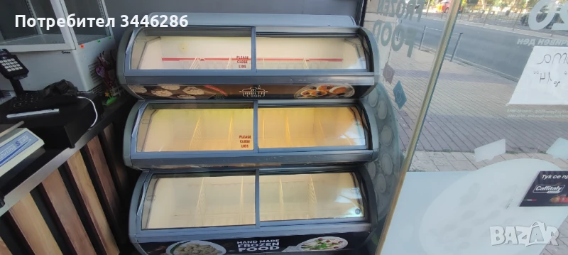 Витрина фризер тройна за сладолед , снимка 1