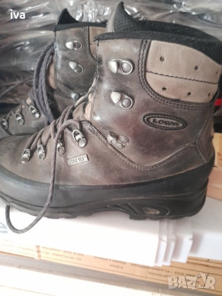 туристически боти lowa, снимка 1