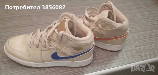 Дамски маратонки Nike Air Jordan 1 Mid GS Fleece Pearl White номер 38,5