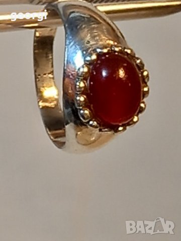 Стар сребърен пръстен с червен кехлибар , снимка 2 - Пръстени - 39329129