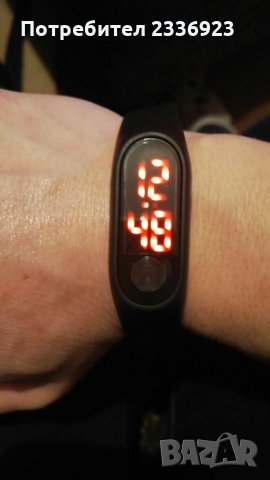 Дамски спортен часовник /гривна