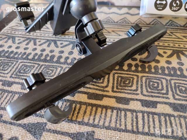 НОВО! Поставка за таблет в автомобил DUNLOP, снимка 7 - Аксесоари и консумативи - 33413951