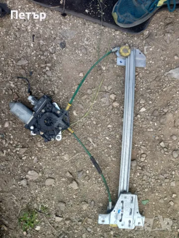 Заден десен стъклоповдигач Пежо 807 Ситроен Ц8 ланчия федра , снимка 2 - Части - 50156702