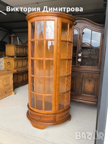 Витрина Selva - овал