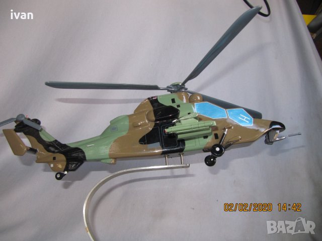 дървен вертолет EUROCOPTER EC - 665 TIGER HAP, снимка 11 - Колекции - 27818963