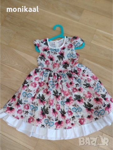 Много красиви рокли за принцеси 4-7г, снимка 5 - Детски рокли и поли - 36909226