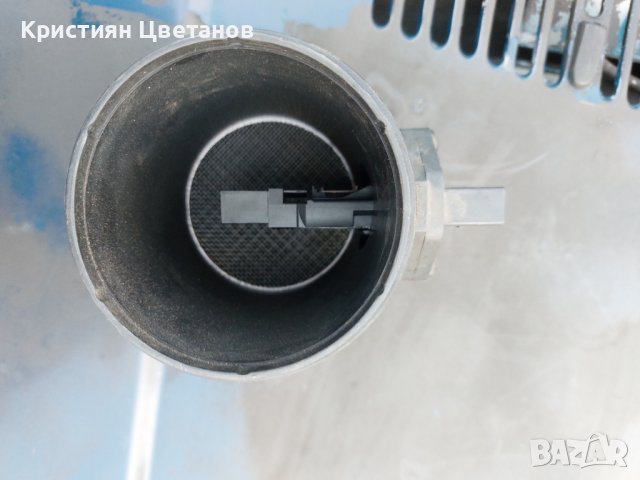 Дебитомер Audi A6 C6 4f 4.2 бензин, снимка 2 - Части - 38673675