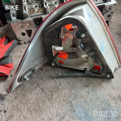 Десен стоп за мерцедес C клас седан, снимка 2 - Части - 39513940