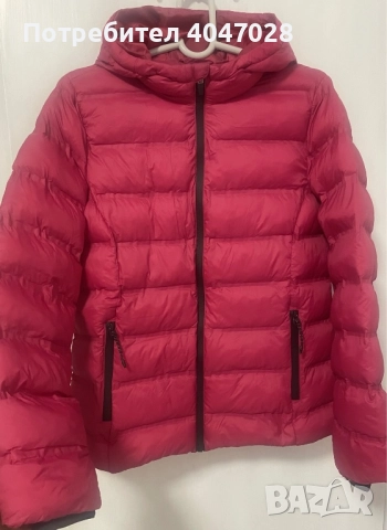 Леко и топло розово яке.