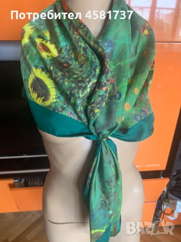 Копринен шал с репродукция на картина на Gustav Klimt, снимка 11 - Шалове - 51880109