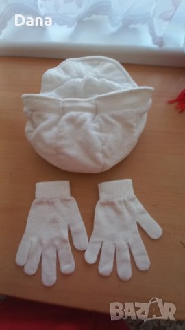 Поларена шапка, ръкавици,шал , снимка 2 - Шапки - 44138658