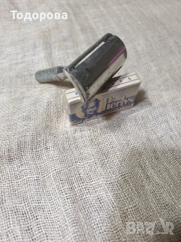 Стара ретро самобръсначка със стек нови оригинални немски ножчета., снимка 3 - Антикварни и старинни предмети - 39096711
