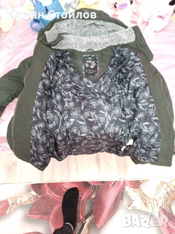 Продавам Зимно Дебело Яке (s )размер , снимка 2 - Якета - 52828384