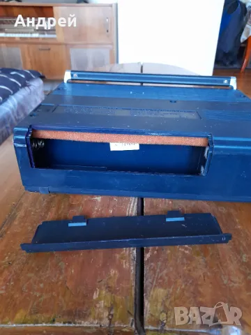 Старо радио,радиоприемник ВЕФ,VEF 221-2, снимка 7 - Антикварни и старинни предмети - 49545912