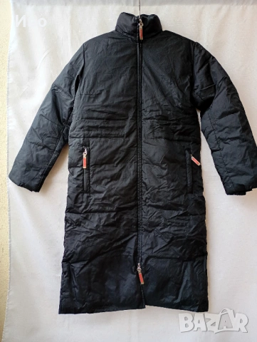 Дамско яке PRADA естествен пух, размер 14 UK, с прибираща се качулка, снимка 2 - Якета - 53032916