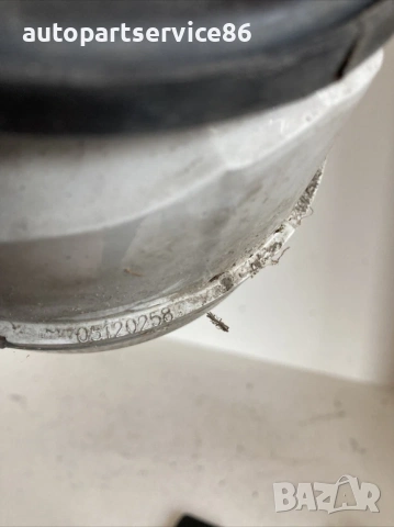 Дясна предна фар за мъгла за Jeep Cherokee 2.8 CRD (2005) 55155822AE, снимка 2 - Части - 53569677