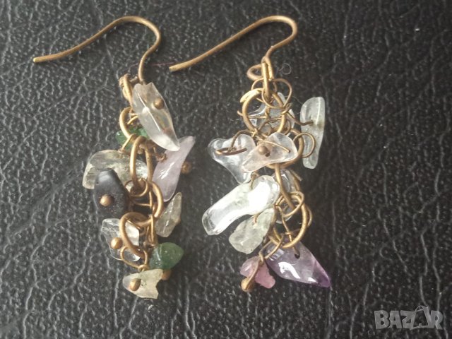 Обеци с естествени камъни