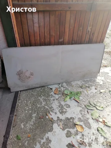 Продавам лист неръждаем