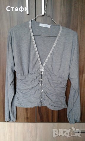 Блуза 10лв. , снимка 1 - Блузи с дълъг ръкав и пуловери - 26682669