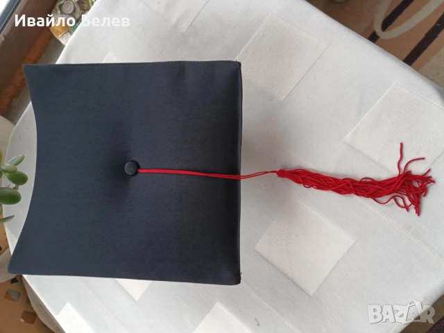 Оригинална шапка от магистратура в Германия, снимка 2 - Шапки - 52558730