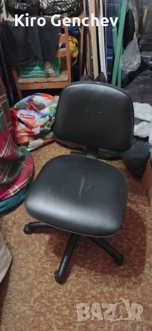 офис столове посетителски 2бр за 30лв, снимка 4 - Столове - 51911433