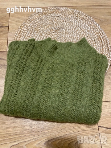 Пуловер, снимка 3 - Блузи с дълъг ръкав и пуловери - 52497559