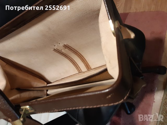Кожена чанта, снимка 3 - Антикварни и старинни предмети - 28849168