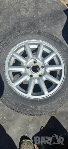 оригинална резервна джанта от Ауди 100, снимка 2 - Гуми и джанти - 50028466