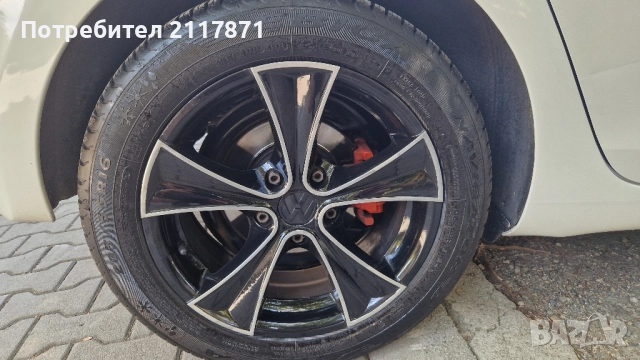 Комплект джанти с гуми 