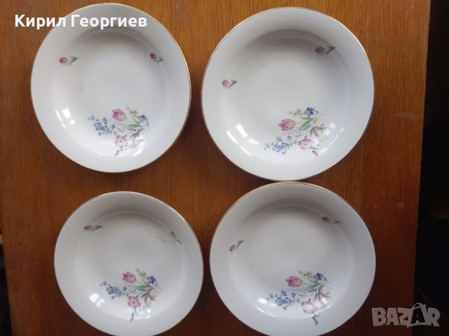 Пет дълбоки  Порцеланови Чинии с флорални мотиви, снимка 1