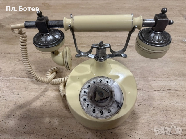 Ретро телефон, снимка 3 - Антикварни и старинни предмети - 52003703
