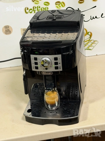 Кафемашина кафе автомат delonghi magnifica S с гаранция, снимка 3 - Кафемашини - 53080871