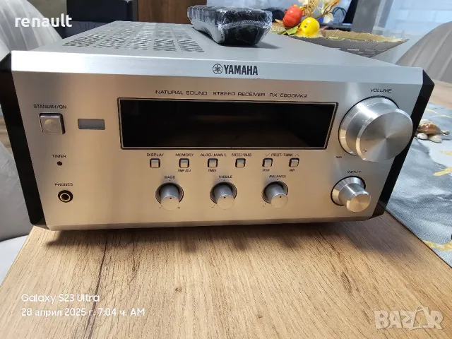 Продава се ресийвър Yamaha R600 mk2