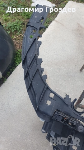 Оригинален преден панел (очиларка за Audi A1 (8X) / Ауди А1 (2010-2015), снимка 6 - Части - 52096657