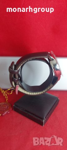 Дамски часовник, снимка 3 - Дамски - 43051876