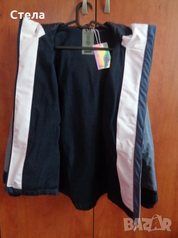 Дамско  / детско спортно яке, ново, с етикет, снимка 13 - Якета - 32240374