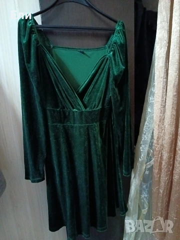 Плюшена рокля , снимка 3 - Рокли - 53057028