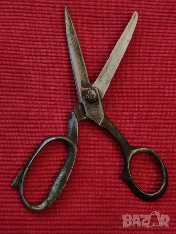 Стара шивашка ножица Solingen,Mann & Federlein. 