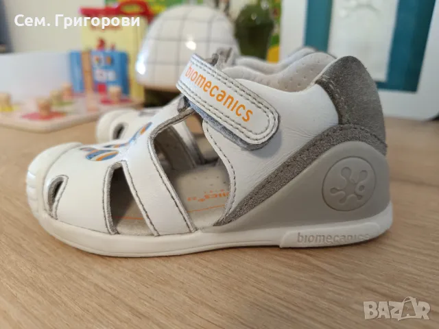 Сандали Biomechanics, номер 23 , снимка 4 - Детски сандали и чехли - 47319111