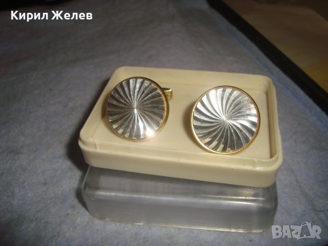 СТАРИ ПОЗЛАТЕНИ БУТОНЕЛИ ОРНАМЕНТИРАНИ КОПЧЕТА за МАНШЕТИ РЪКАВЕЛИ с КУТИЙКА 15053, снимка 5 - Антикварни и старинни предмети - 37590648