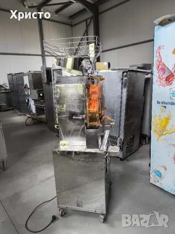 Фреш машина , снимка 2 - Обзавеждане за заведение - 47978052