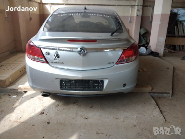 Opel insignia , снимка 12 - Автомобили и джипове - 32350823