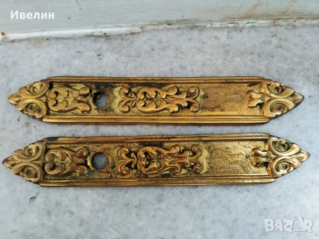 два бронзови шилда за врата , снимка 1 - Антикварни и старинни предмети - 26497558