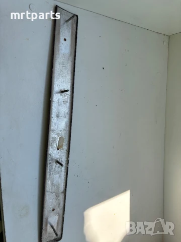 Интериорна лайстна за табло голяма за Audi A6 C4/Audi 100, снимка 2 - Части - 51245614