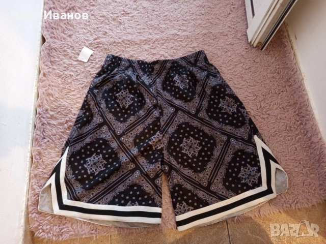 Оригинални къси панталони Karl Kani, снимка 8 - Къси панталони - 51709668