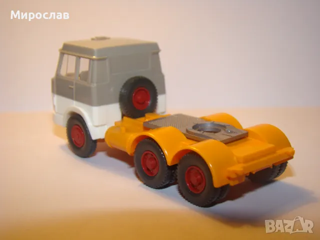 WIKING H0 1/87 HANOMAG HENSCHEL МОДЕЛ КАМИОН КОЛИЧКА ТИР, снимка 4 - Колекции - 48383019