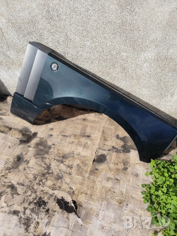 Ляв и Десен калник-Range Rover Vogue 2003