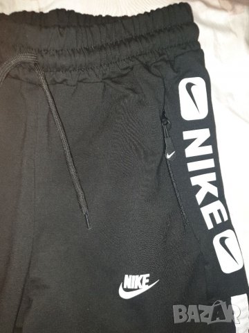 Nike къси панталонки, снимка 2 - Къси панталони и бермуди - 33345426