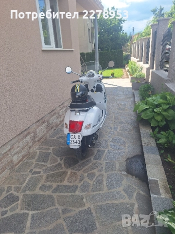 Vespa GTS 300, снимка 2 - Мотоциклети и мототехника - 52244393