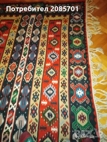 Чипровски килим 206 х 307см, снимка 1 - Други - 44109538
